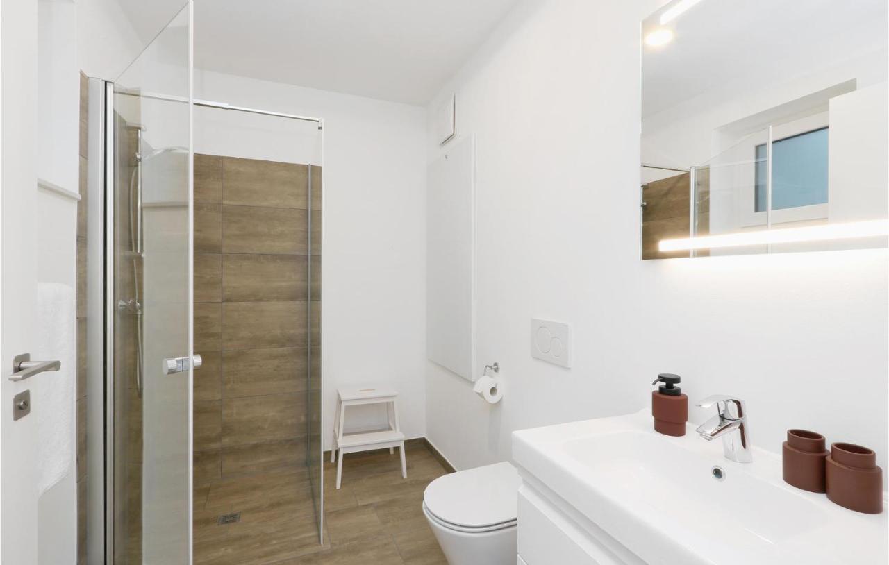 Gorgeous Apartment In Lembruch-Duemmer See Extérieur photo