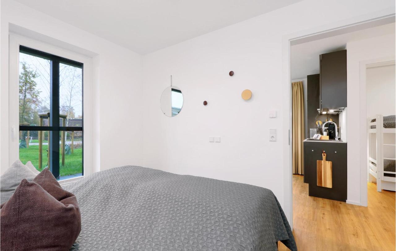 Gorgeous Apartment In Lembruch-Duemmer See Extérieur photo