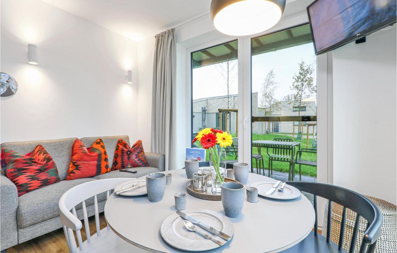 Gorgeous Apartment In Lembruch-Duemmer See Extérieur photo