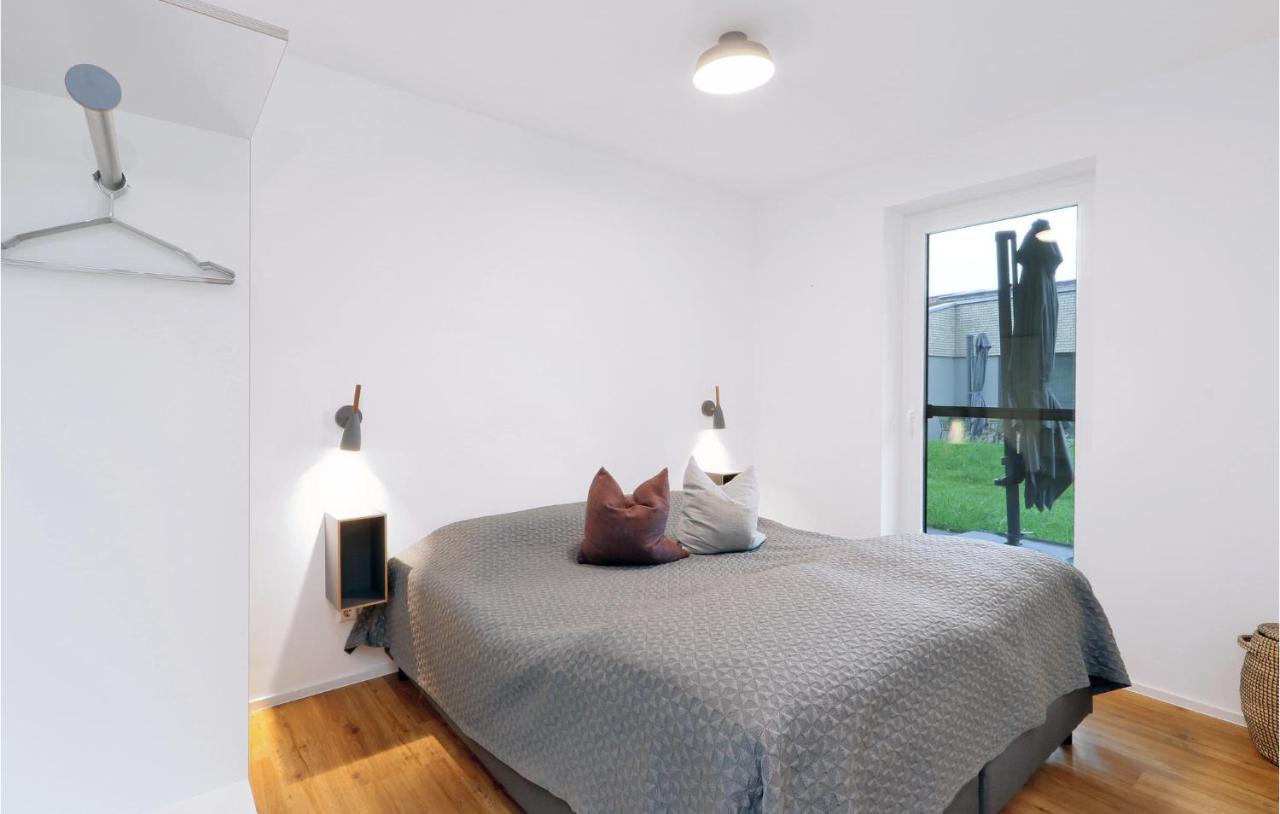 Gorgeous Apartment In Lembruch-Duemmer See Extérieur photo