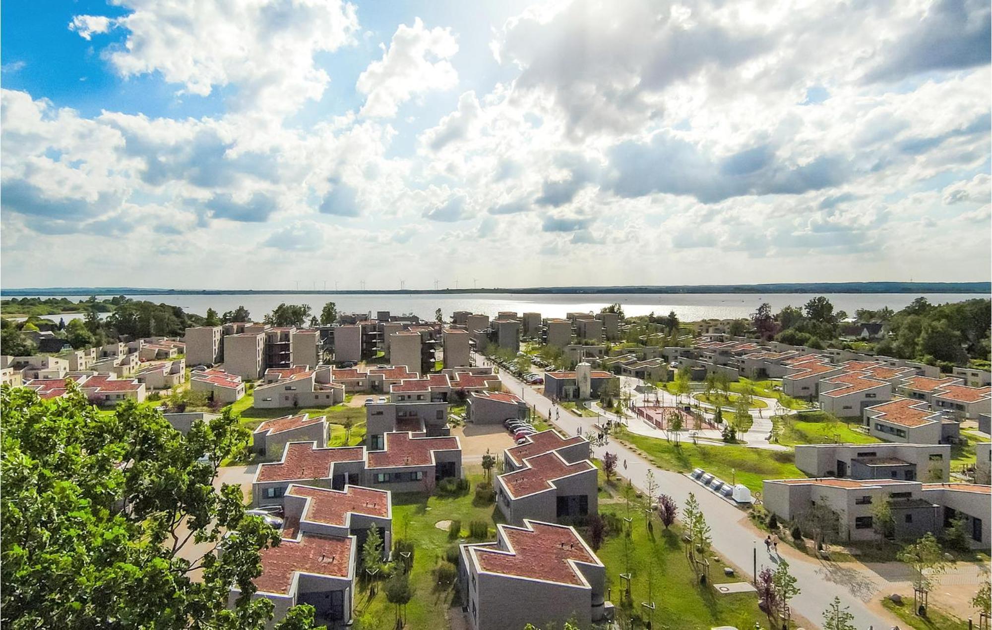Gorgeous Apartment In Lembruch-Duemmer See Extérieur photo